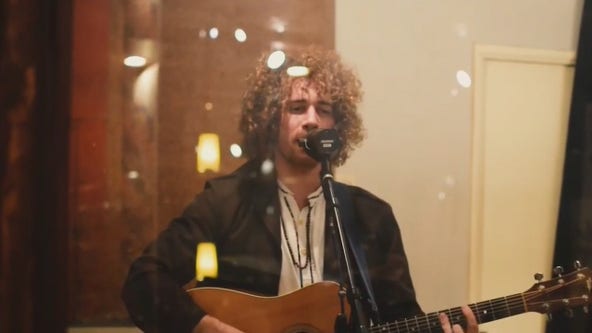 A Los Angeles singer leads the fight to fix AB5