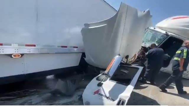 Two people hurt in truck crash that snarls traffic in downtown LA