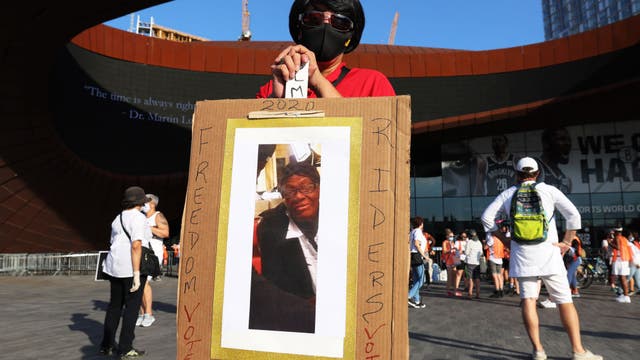 Mounting US deaths reveal an outsize toll on people of color