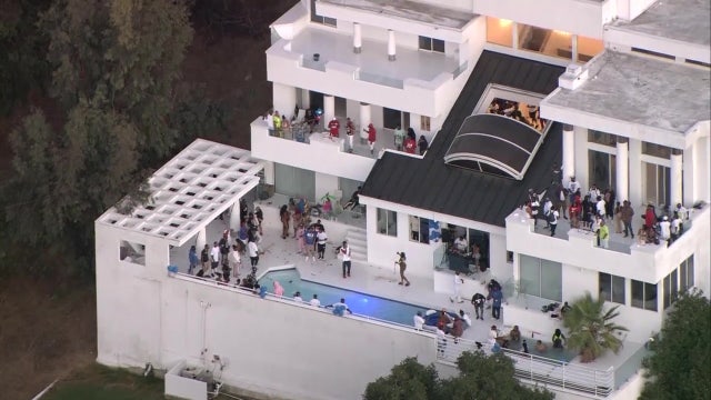 3 party home addresses sent to Los Angeles mayor's office for possible utility shut-off