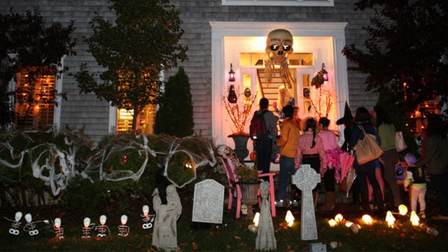 LA County backs off trick-or-treating ban, but advises strongly against it