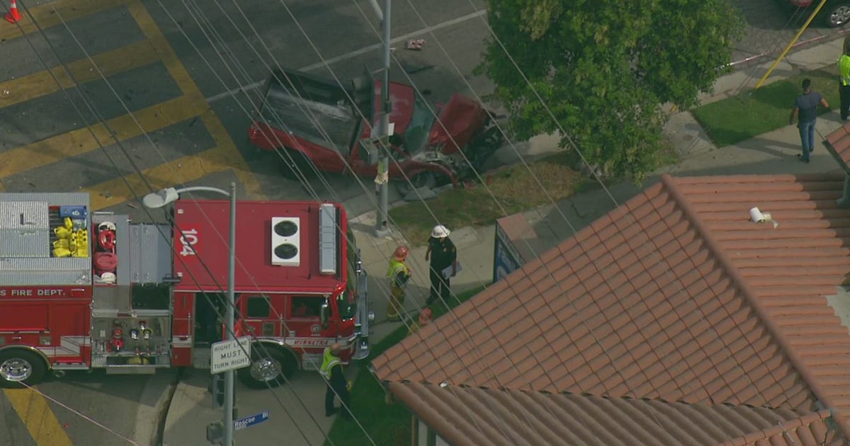 Fire truck involved in crash while responding to 911 call; 2 ...