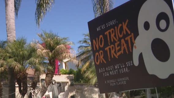 Toluca Lake homes displaying signs of 'no trick-or-treating'