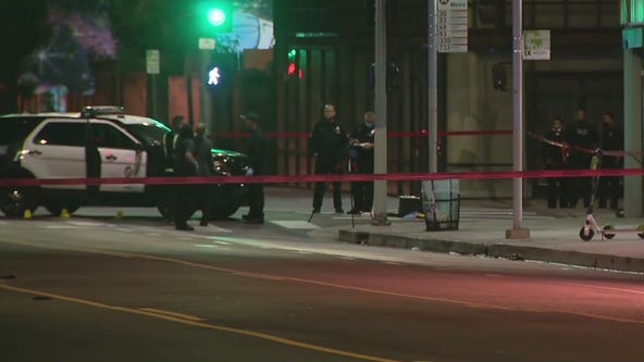 Robbery suspect fires at LAPD officers