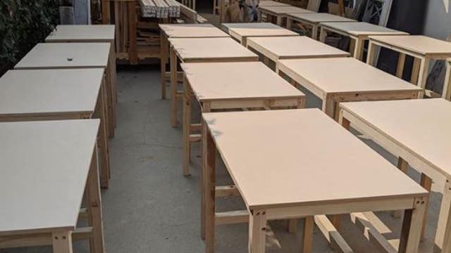 How one man is helping home schooled kids deal with a COVID-19 desk shortage