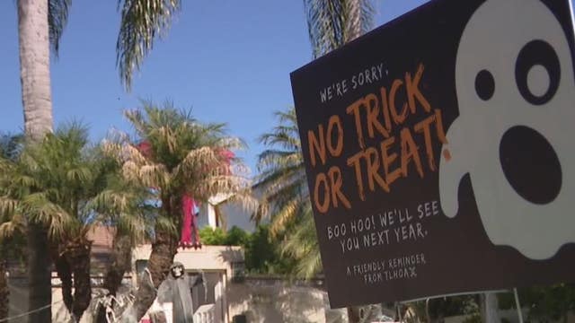 Toluca Lake homes displaying signs of 'no trick-or-treating'