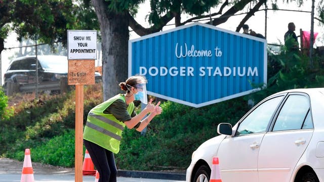Hours extended at Dodger Stadium for daily COVID-19 testing amid case surge
