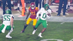 Turnovers, mistakes doom USC in Pac-12 championship game loss to Oregon