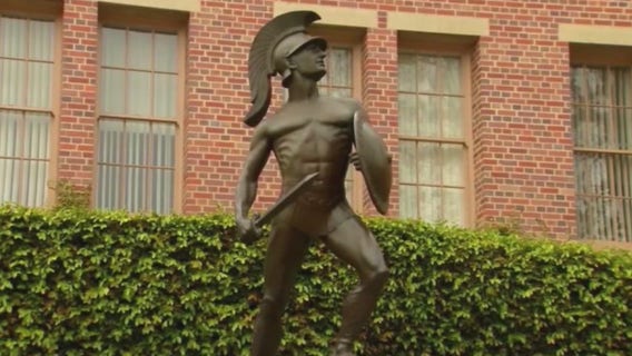 Health officials connect COVID-19 case surge at USC to Thanksgiving gatherings