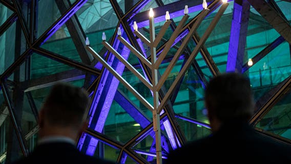 Hanukkah celebrations turn virtual amid coronavirus pandemic