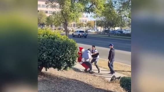 Undercover officers dressed as Santa and an elf bust suspected thieves