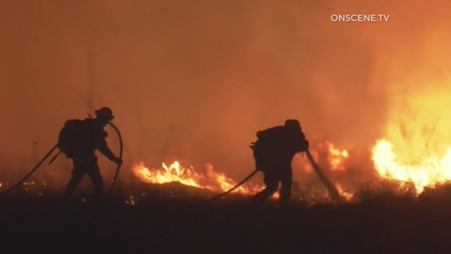 Cerritos Fire: Riverside County fire burns more than 200 acres, 25% contained