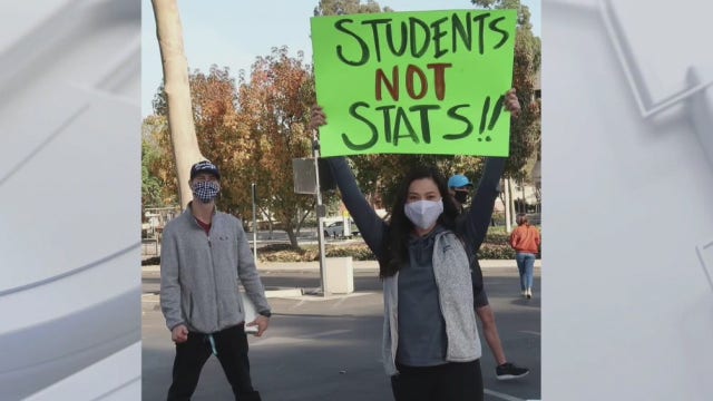 Students organize protests over Cal State Long Beach's grading system