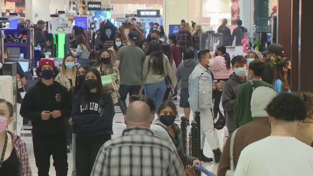 Super Saturday shoppers find holiday deals despite Newsom's stay-at-home order