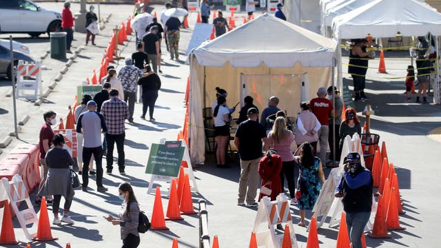 Los Angeles County sets another record for COVID-19 cases, hospitalizations