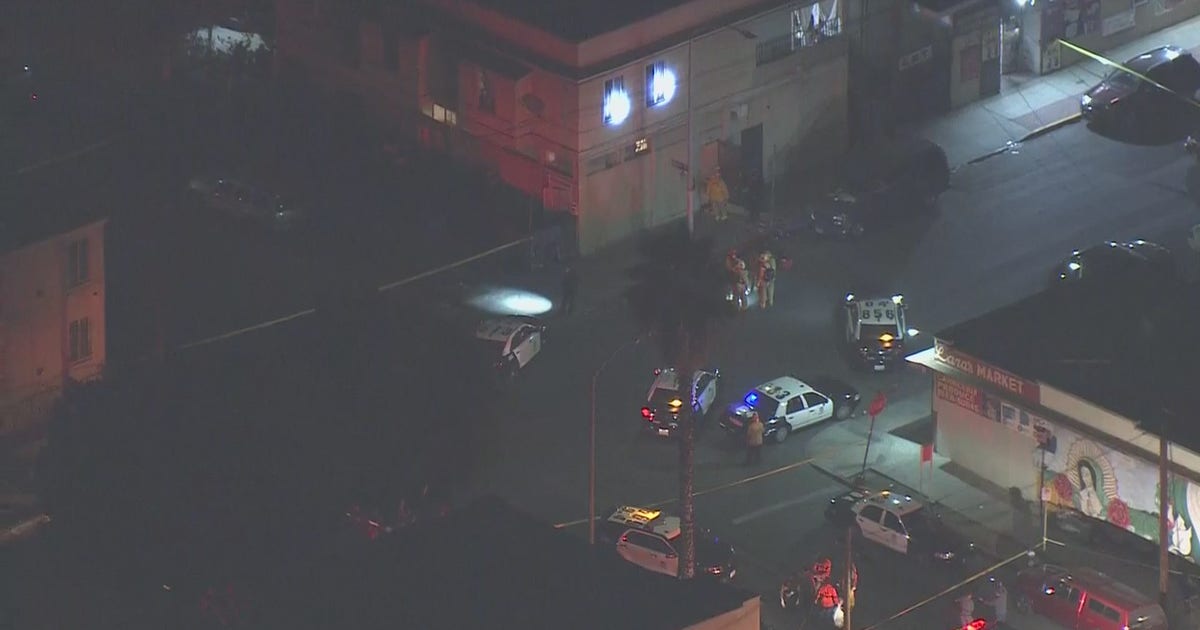 1 dead, 2 critically injured during shooting in Boyle Heights; suspect ...