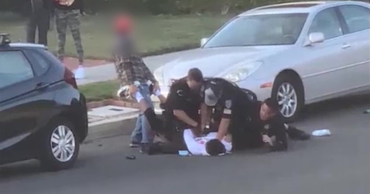 Good Samaritan comes to the rescue of 2 LAPD officers in brutal attack ...