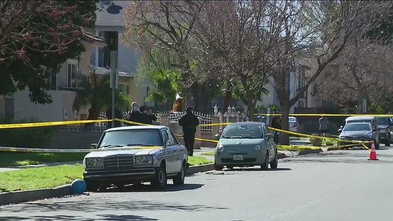 Man killed in possible home invasion robbery in Burbank