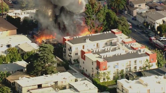 Fire breaks out at vacant home in Hollywood