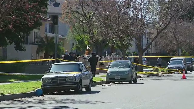 Man killed in possible home invasion robbery in Burbank