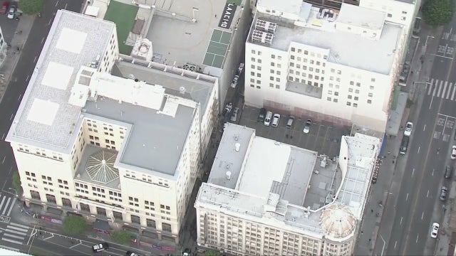 Officer-involved shooting in downtown LA under investigation