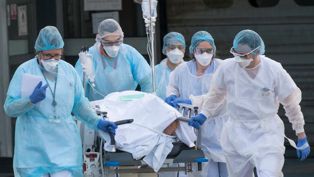 COVID-19 hospitalizations in Los Angeles County top 8,000 as pandemic worsens