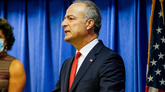 Top federal prosecutor in Los Angeles resigns after 3 years