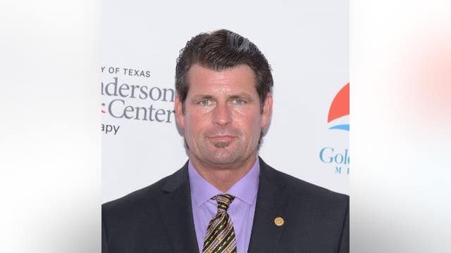 Former MLB pitcher charged in connection with fatal hit-and-run crash