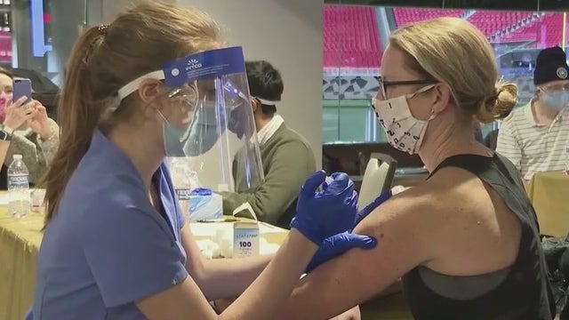 San Bernardino County plans for vaccination super sites and mobile units