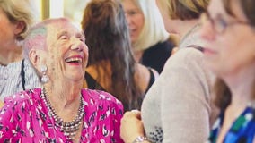 94-year-old Hollywood Hills woman celebrates getting COVID-19 vaccine