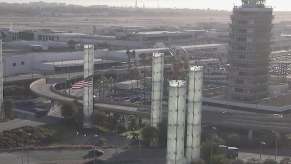 One LAX arrival runway to temporarily close for $17.3 million overhaul