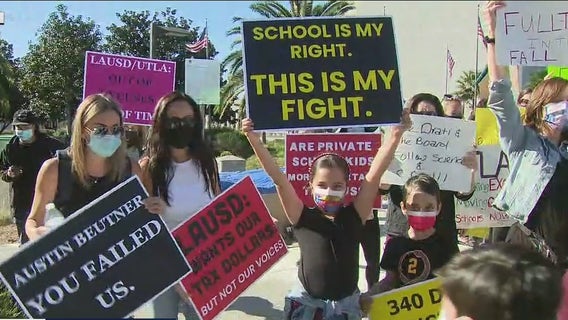 LAUSD parents, students hold 'Zoom blackout' as protest to reopen schools