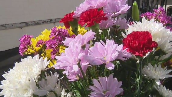 How florists and customers are adapting to Valentine’s Day during the pandemic