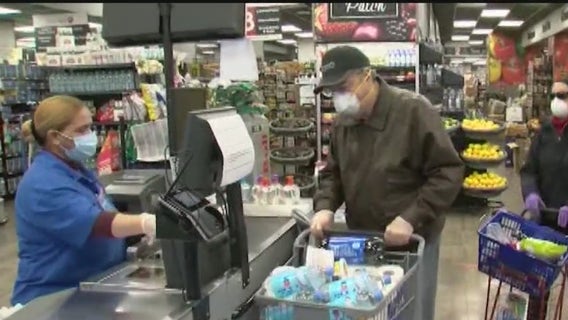 Los Angeles City Council votes for grocery workers 'Hero Pay'; final vote scheduled for March 3