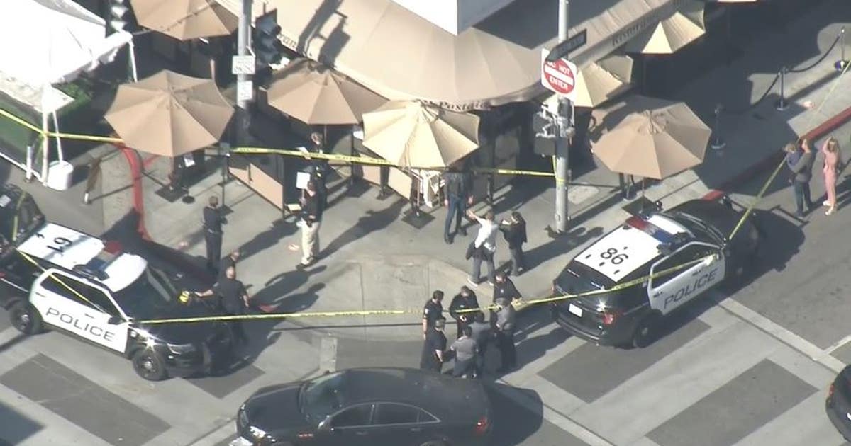 Woman dining outdoors wounded during robbery at upscale Beverly Hills ...