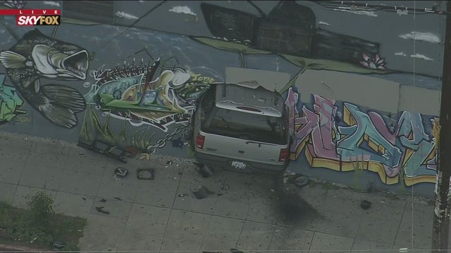 Vehicle crashes into liquor store in South LA