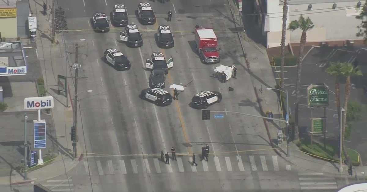 Man wearing body armor shot dead by LAPD officers in Hollywood | FOX 11 ...