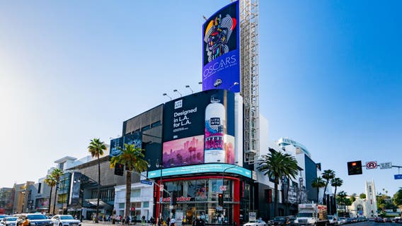 Police search for gunman who allegedly fired shots near Hollywood Walk of Fame