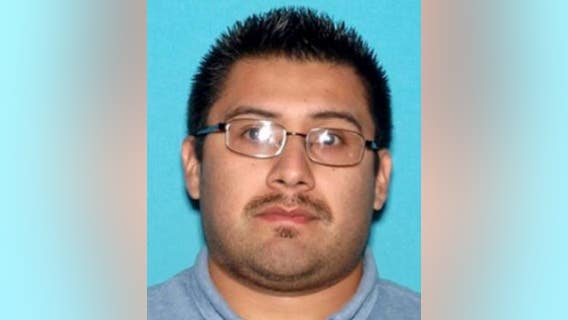 Santa Ana police searching for man wanted for attempted murder; traveling with 3 minors