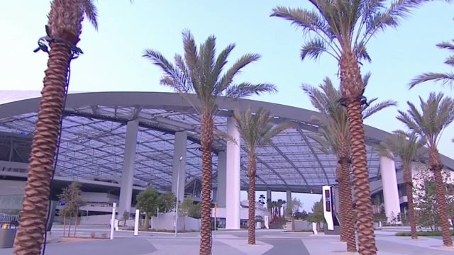 Residents, fans upset over parking and traffic issues at Inglewood's SoFi Stadium