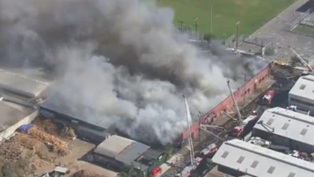 Crews battled large structure fire in Green Meadows area of Los Angeles for 4 hours