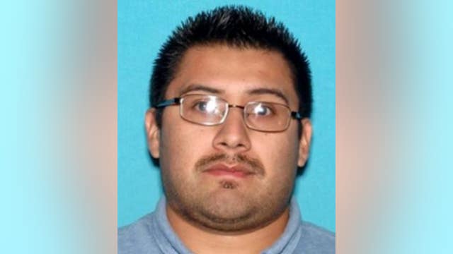 Santa Ana police searching for man wanted for attempted murder; traveling with 3 minors