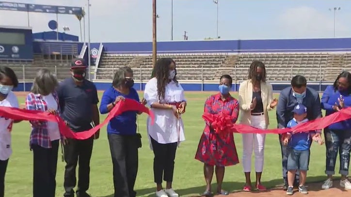 'Dodgers Dreamfields' complex unveiled in Compton on Jackie Robinson Day - Vimarsana News