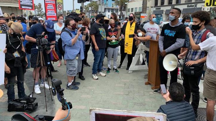 Police gear up for 'White Lives Matter' rally in Orange County - Vimarsana News