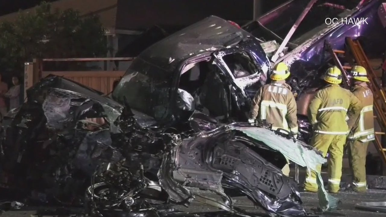 Video shows mangled wreckage of car after fatal Kendall crash