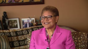 LA mayoral candidate Karen Bass reiterates pledge to make solving homelessness top priority