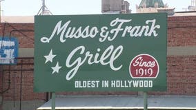 Musso & Frank Grill closes through holidays due to LA COVID spike