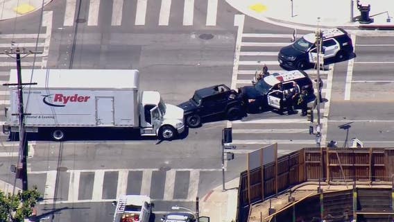 Suspect in custody following pursuit, standoff with LAPD in Hollywood