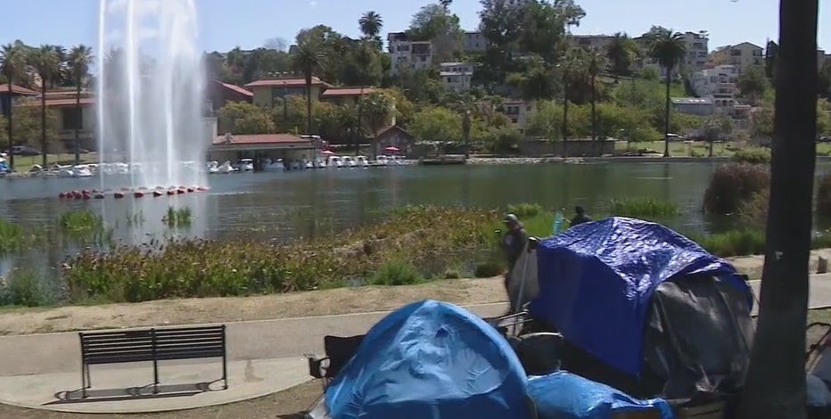 Man, does Echo Park Lake clean up nice : r/LosAngeles