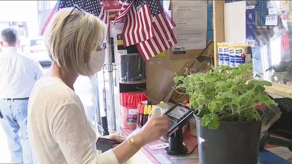 Employers urged to verify workers’ vax status despite honor system